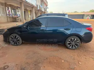 Toyota Corolla XSE (1.8L 4cyl 2A) 2019 Green