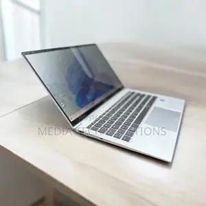Laptop HP EliteBook 1040 G8 32GB Intel Core i7 SSD 512GB