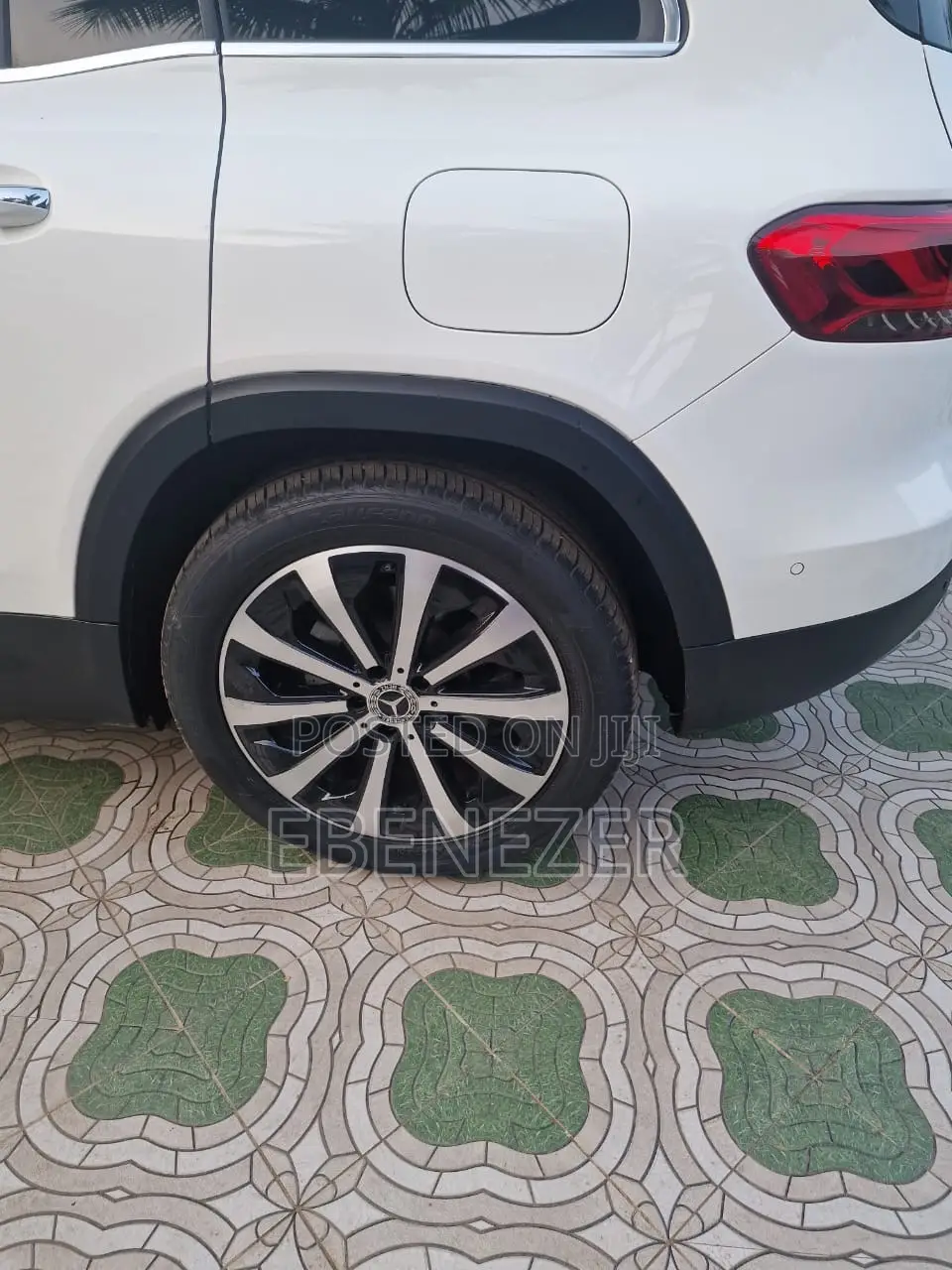 Mercedes-Benz GLB-Class GLB 250 4MATIC 2020 White