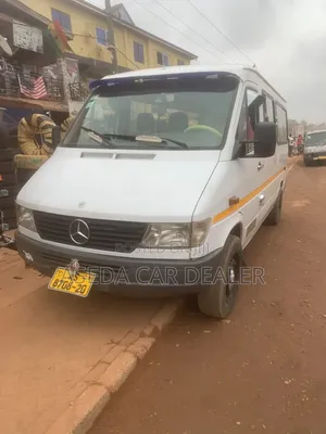Mercedes-Benz Sprinter 2012 White