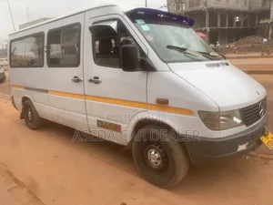 Mercedes-Benz Sprinter 2012 White
