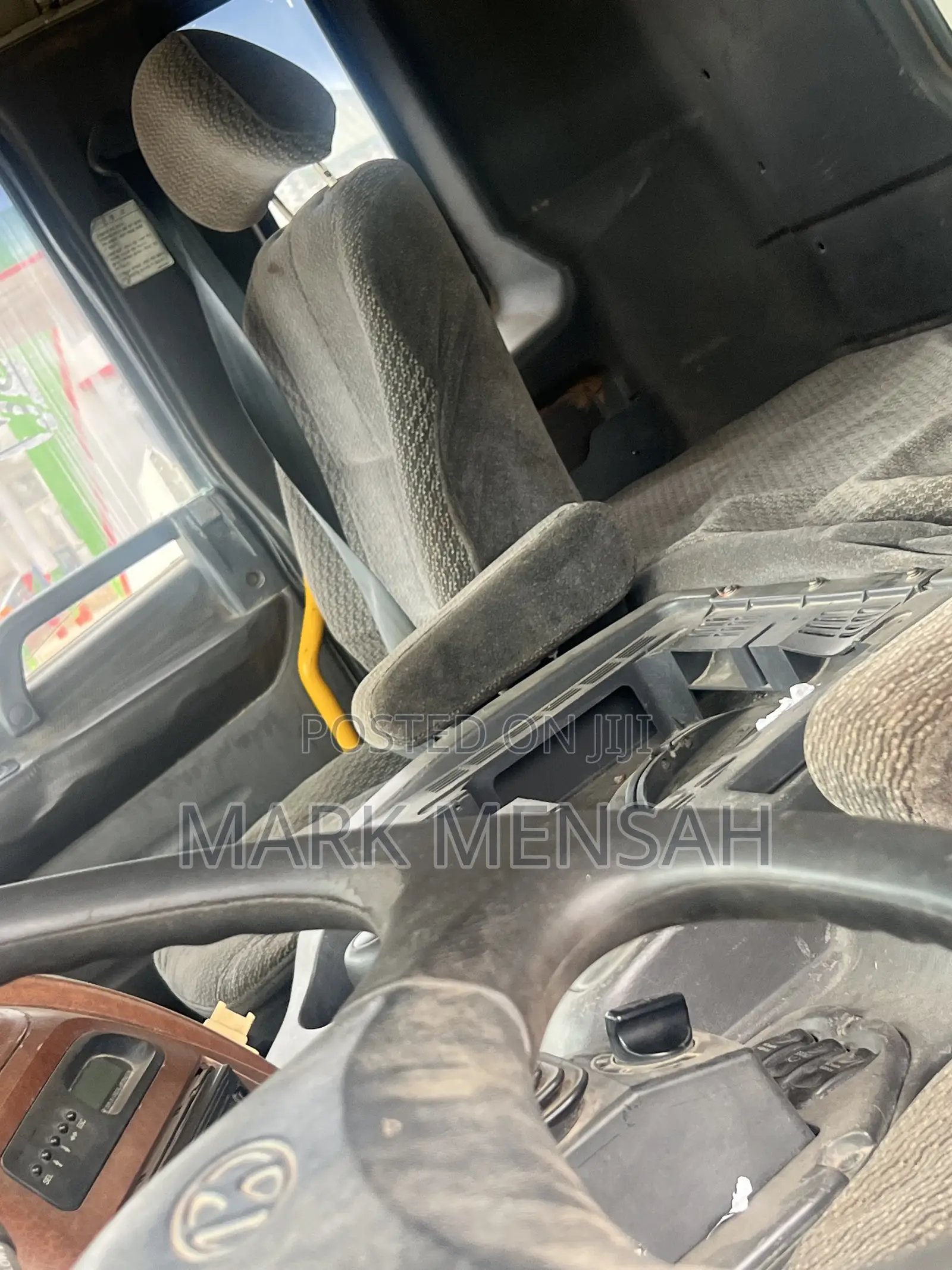 Hyundai Permium
