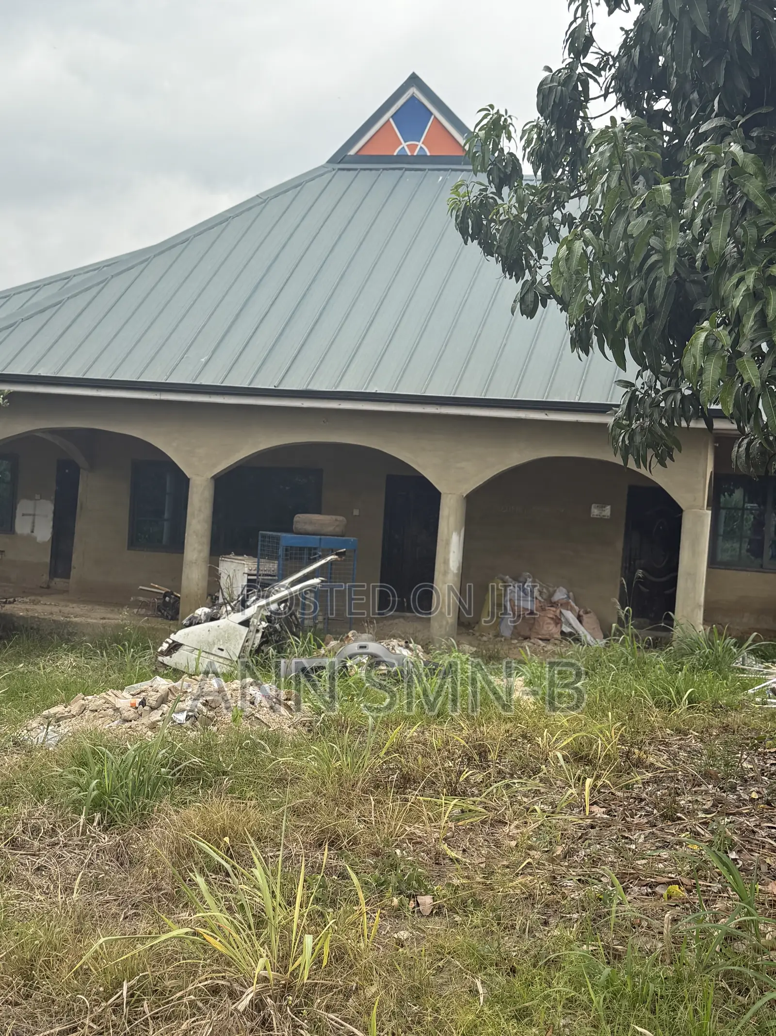5bdrm House in Kasben Estate, Kumasi Metropolitan for sale