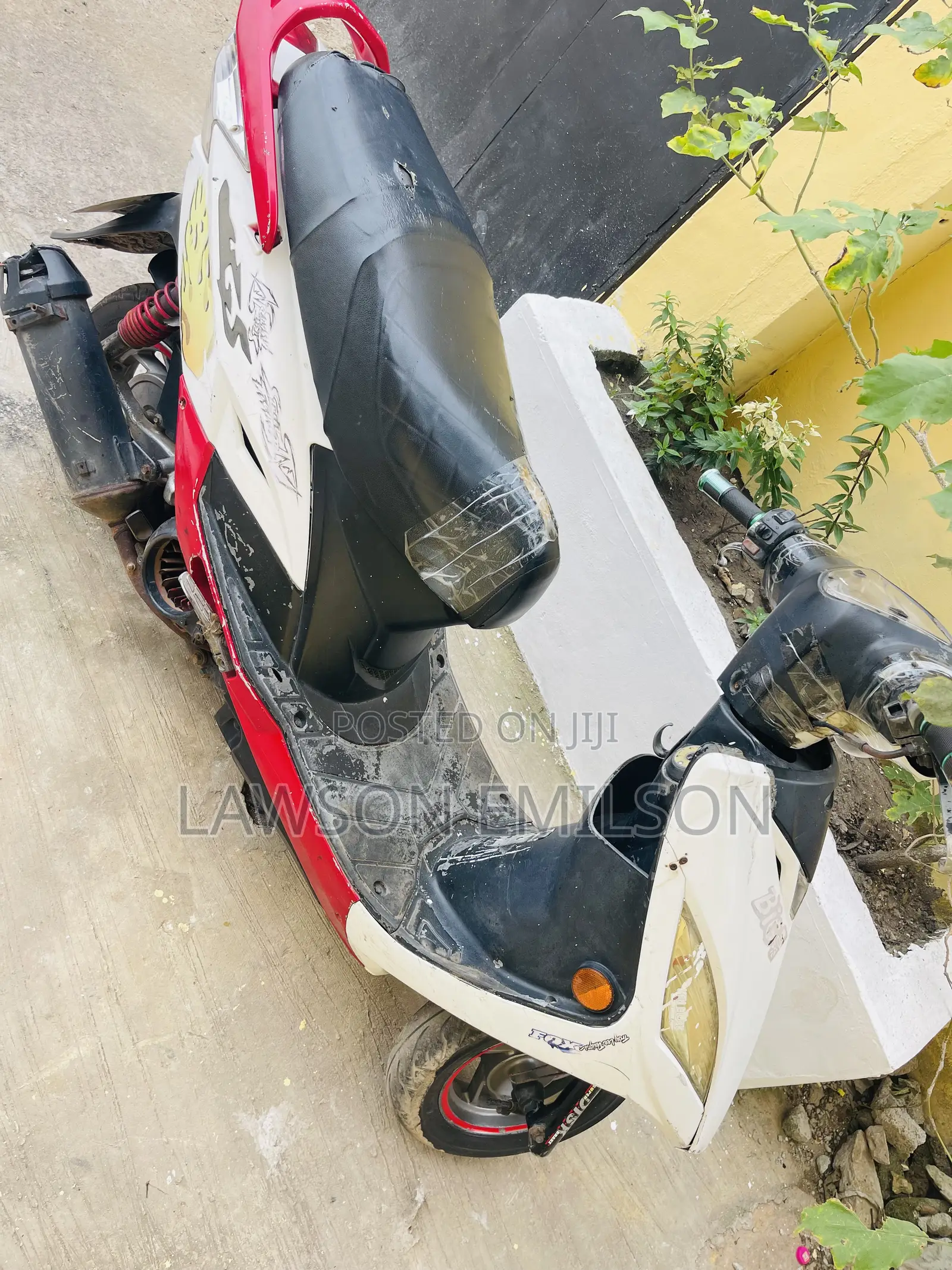 Kymco 2021 White