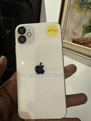 Apple iPhone 11 256 GB White