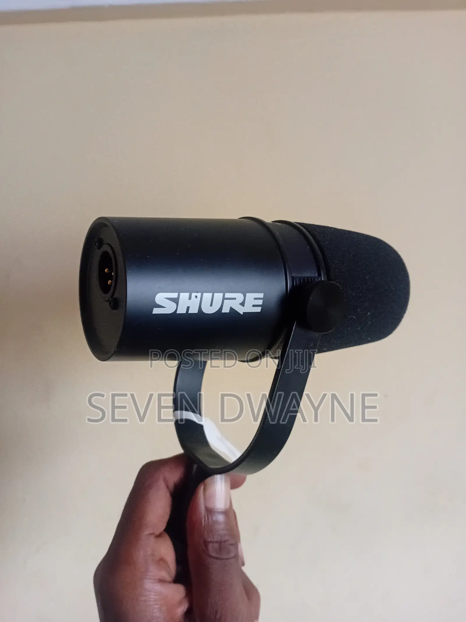 Shure MV7X Dynamic XLR Microphone