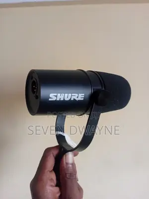 Shure MV7X Dynamic XLR Microphone