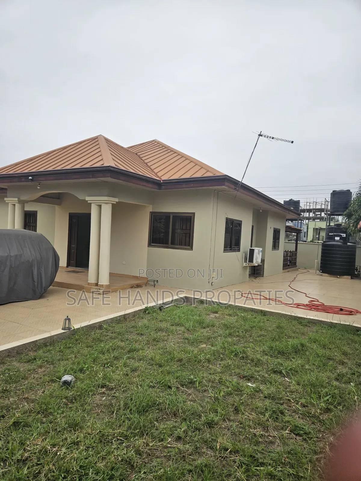 Furnished 3bdrm House in Redrow Estate, Accra Metropolitan for rent