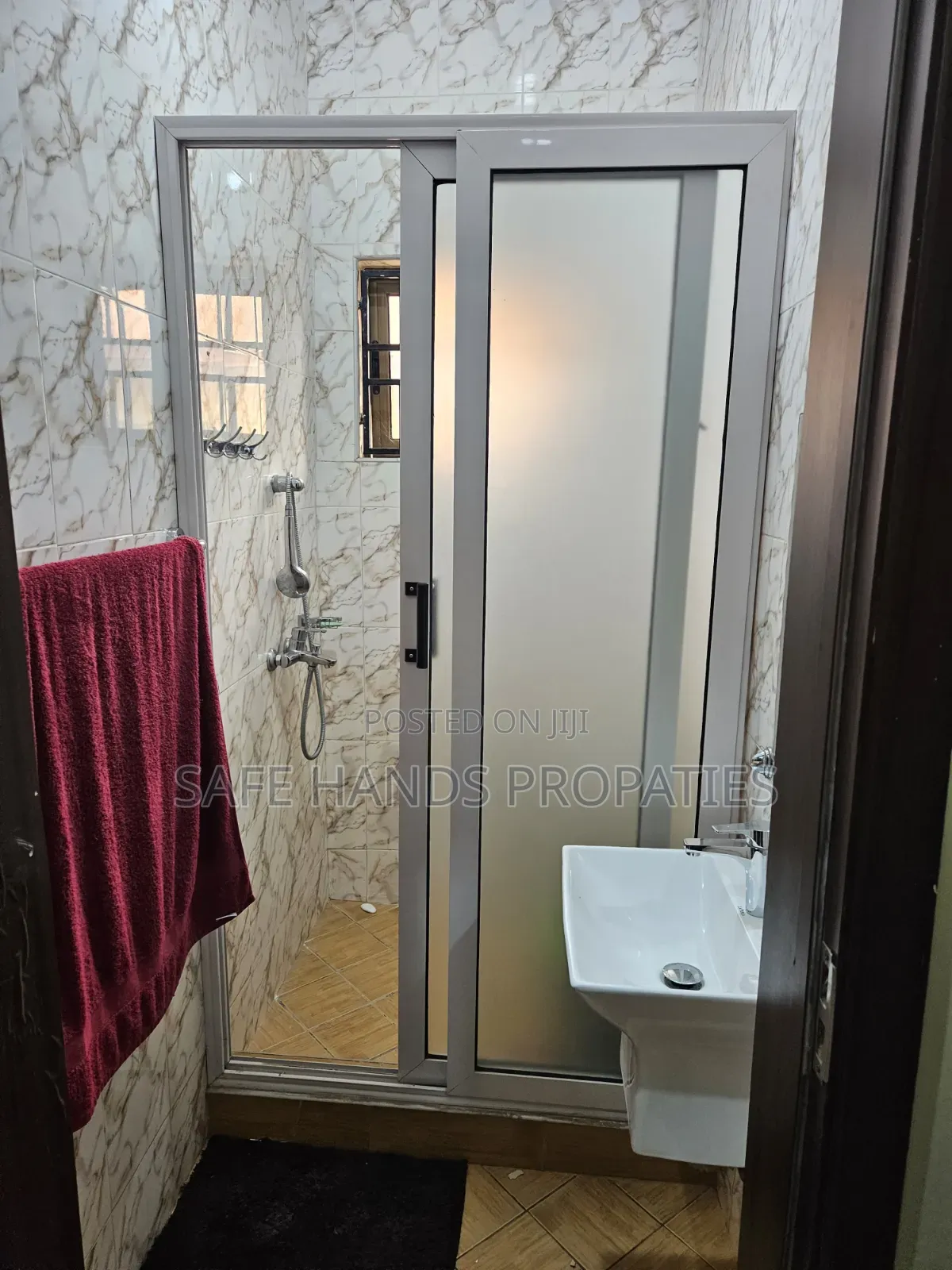 Furnished 3bdrm House in Redrow Estate, Accra Metropolitan for rent