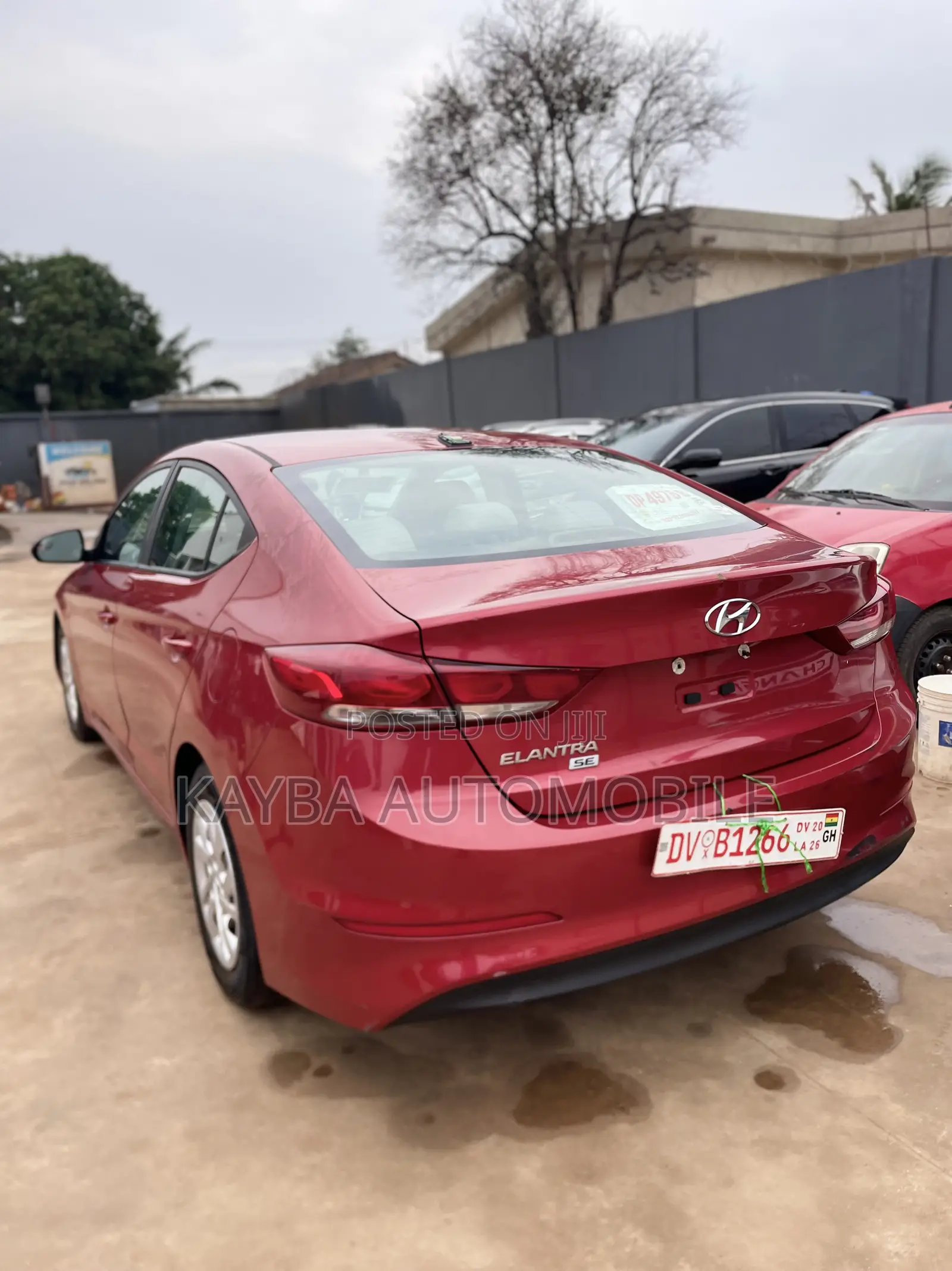 Hyundai Elantra 2017 Red