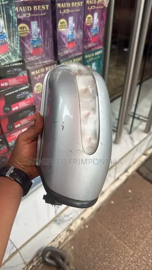 Mercedes-Benz W211 Side-View Mirror