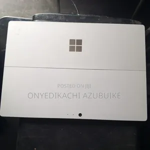 New Laptop Microsoft Surface Pro 5 8GB Intel Core i5 SSD 256GB