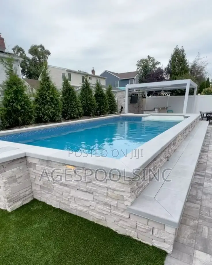Swimming Pool Cleaning