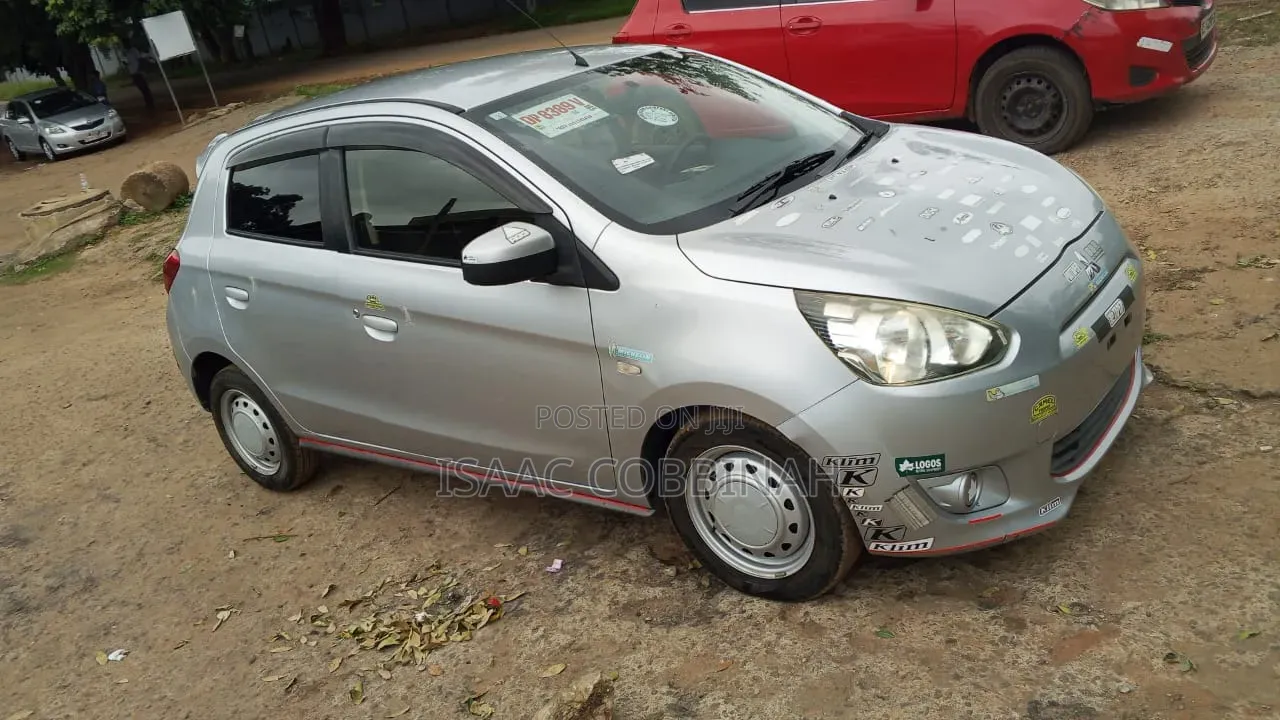 Mitsubishi Mirage 2013 Silver