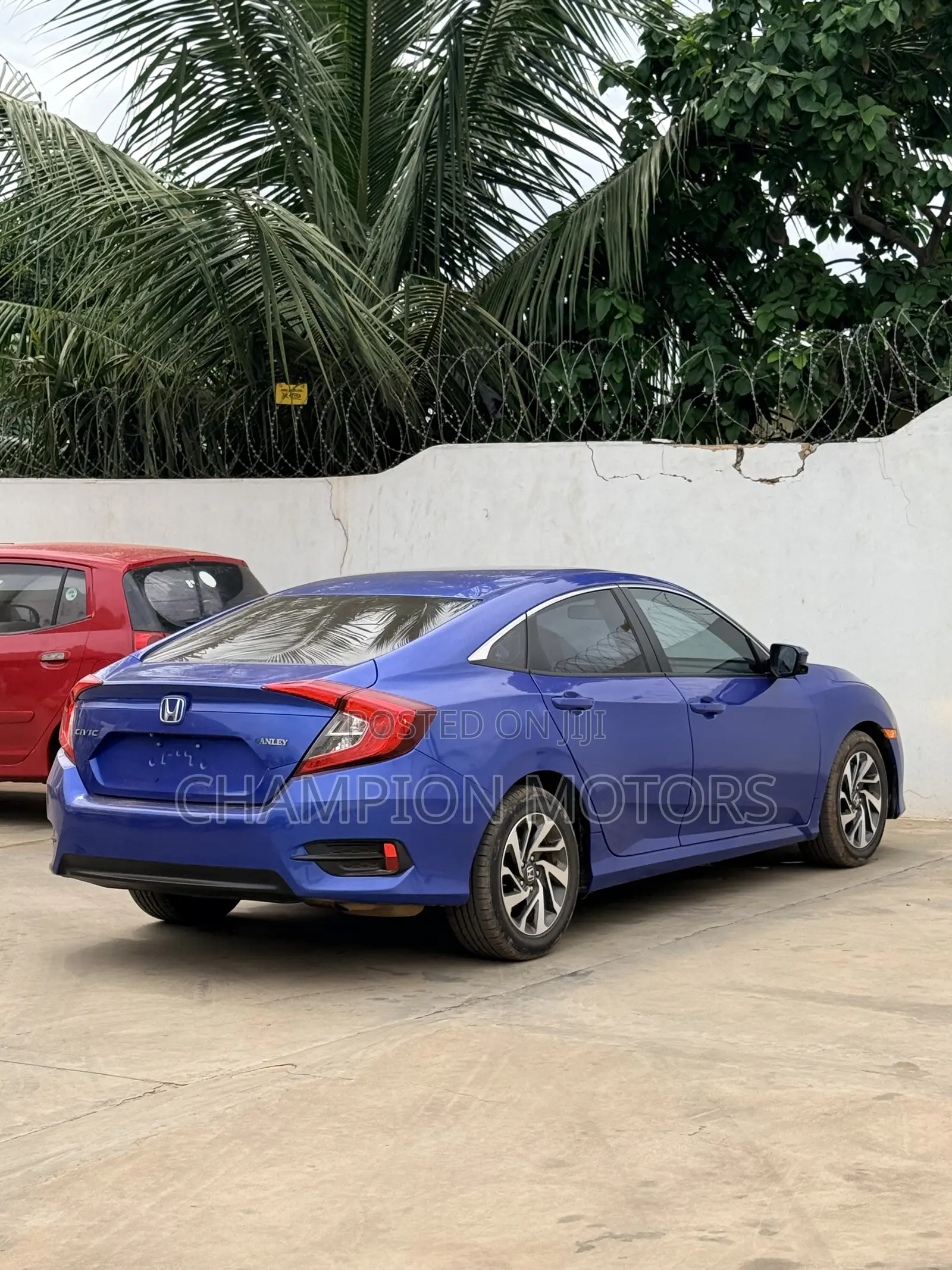 Honda Civic EX 4dr Sedan (1.5L 4cyl) 2016 Blue