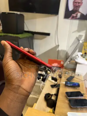 Apple iPhone XR 128 GB Red