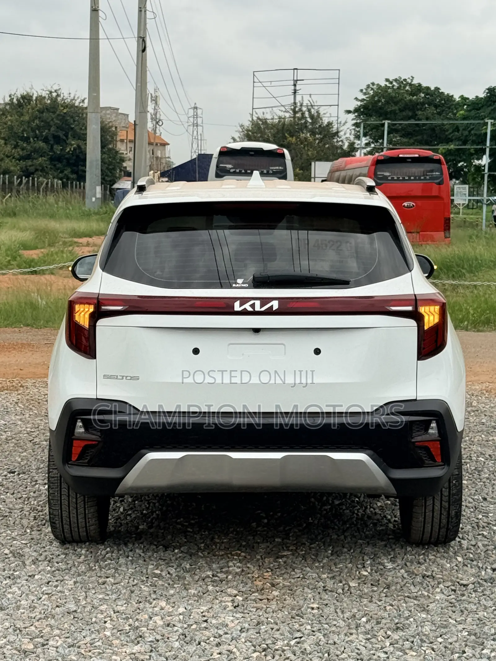 Kia Seltos 2025 White