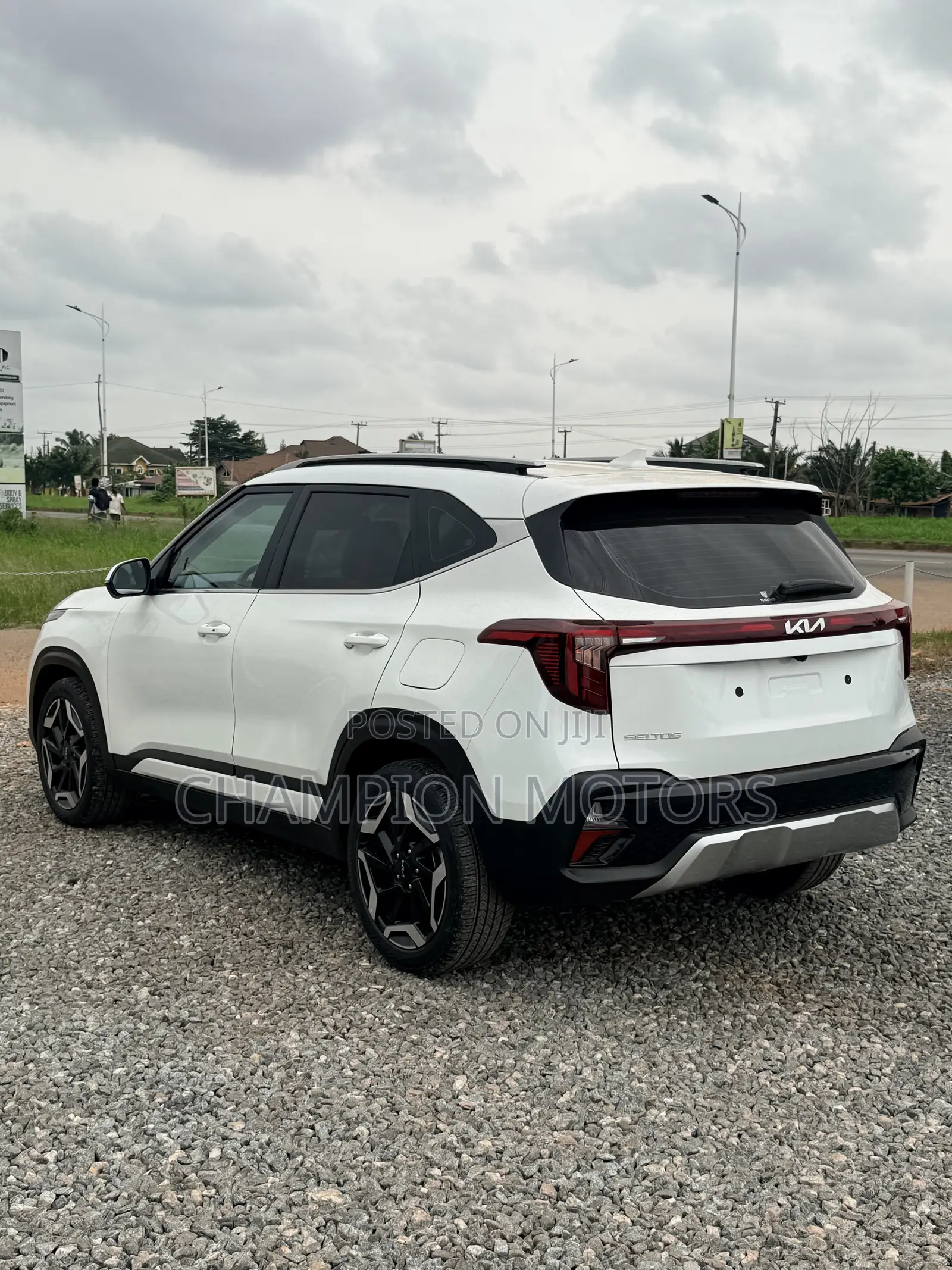 Kia Seltos 2025 White