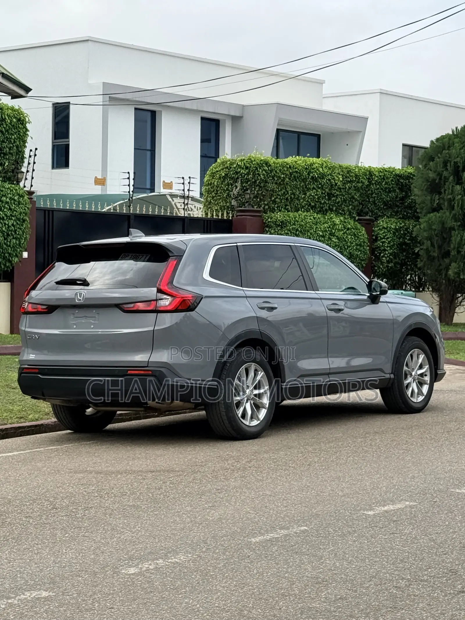 Honda CR-V 2024 Gray