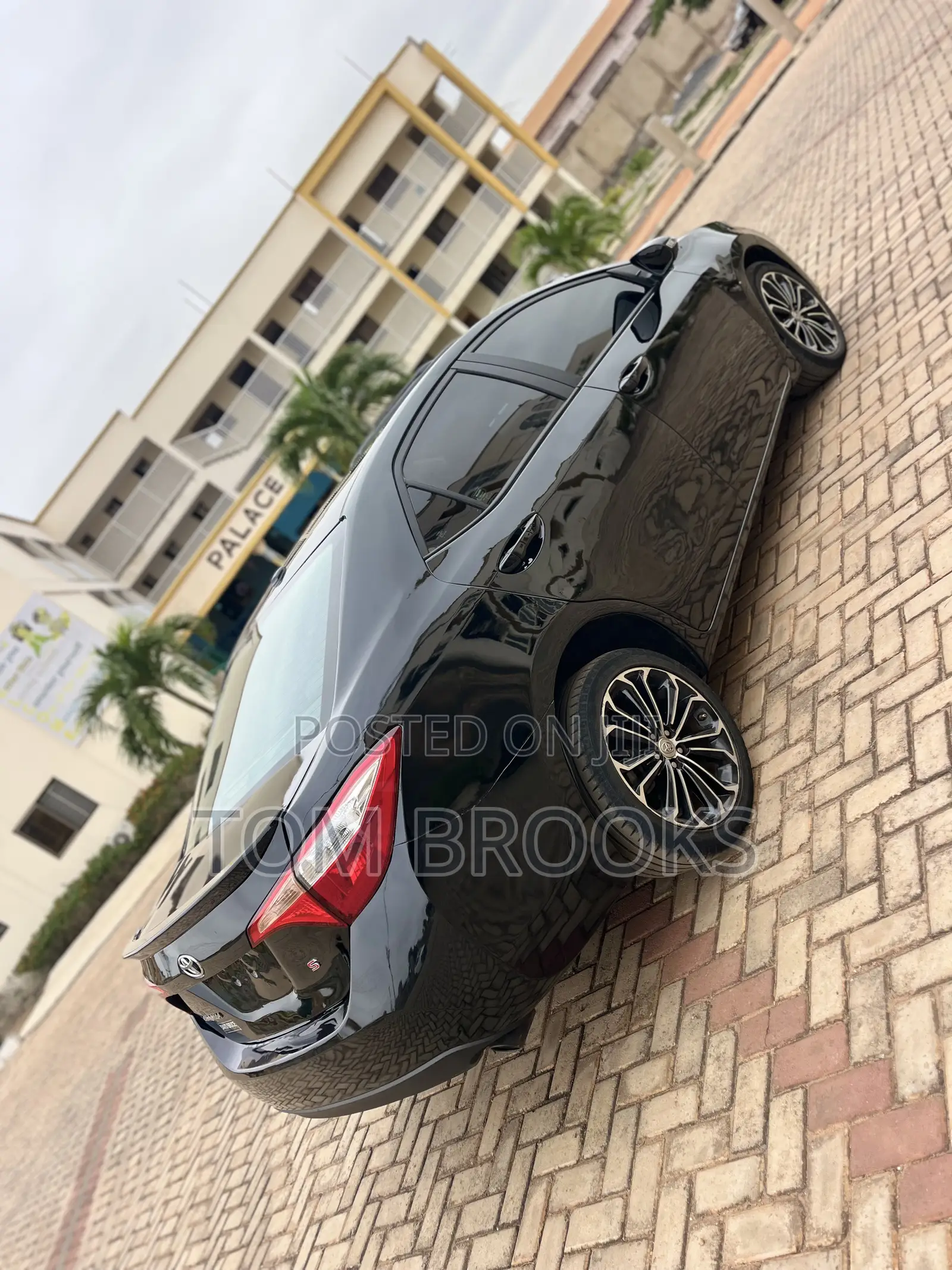 Toyota Corolla S 4dr Sedan (1.8L 4cyl CVT) 2015 Black