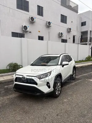 Toyota RAV4 2020 White