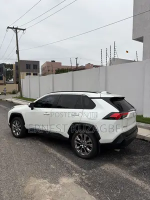 Toyota RAV4 2020 White