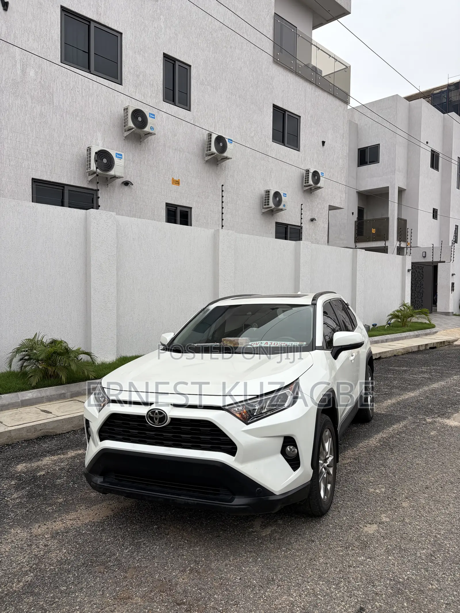 Toyota RAV4 2020 White