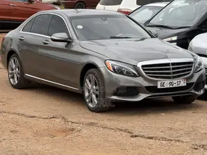 Mercedes-Benz C300 Base 4dr RWD Sedan (2.0L 4cyl 7A) 2015 Gray