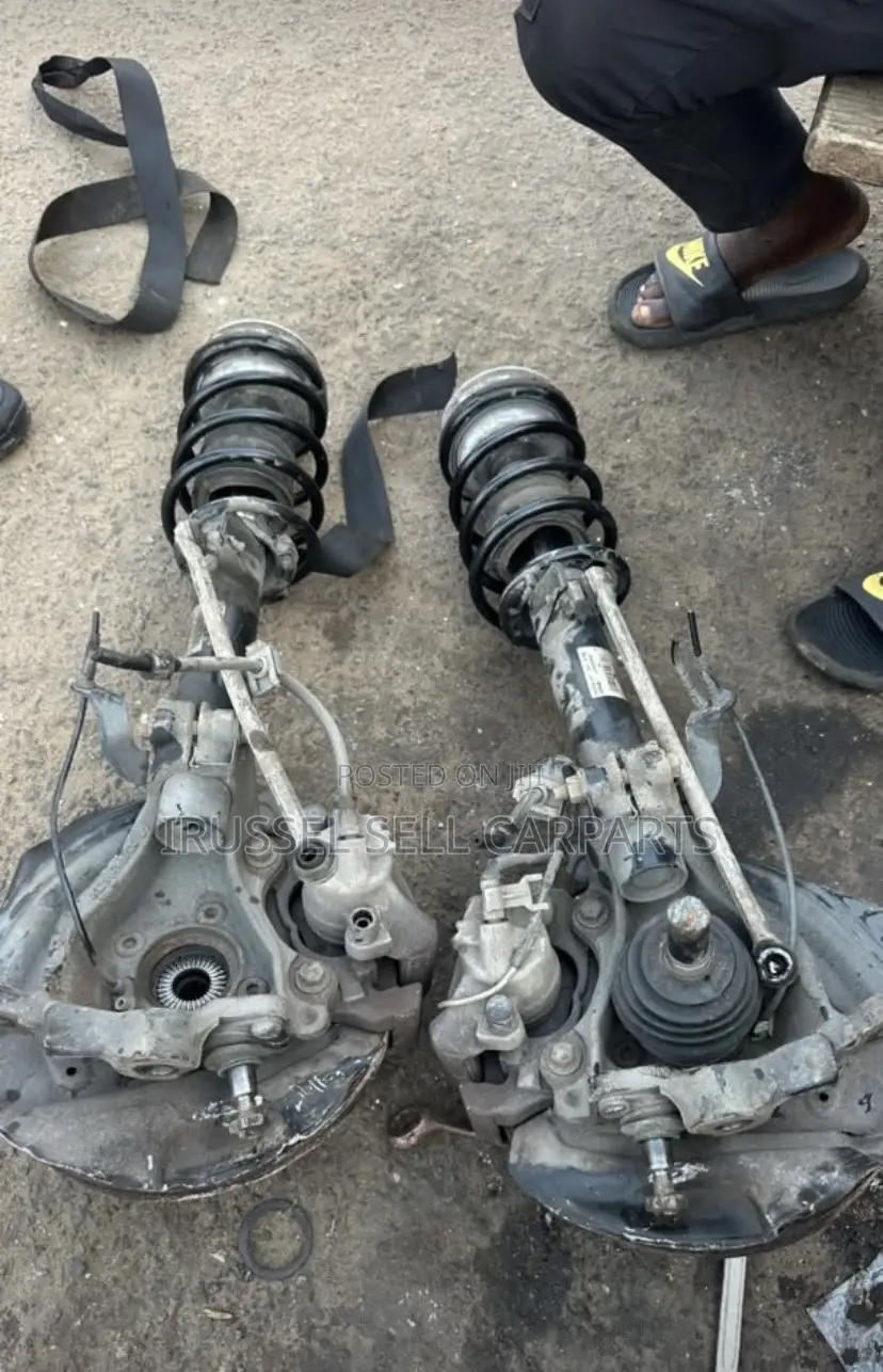 Honda CRV 2018 2019 2022 2023 2024 2025 Front Shocks