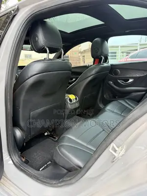 Mercedes-Benz C300 2016