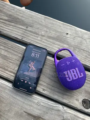 JBL Clip 5