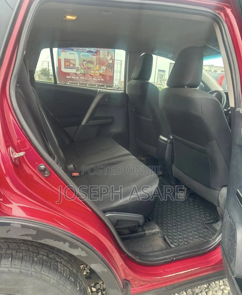 Toyota RAV4 2018 Red