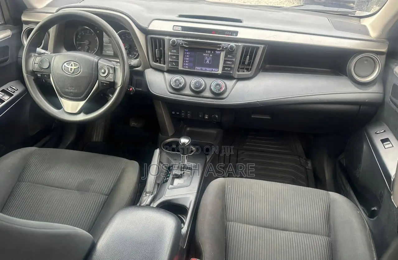 Toyota RAV4 2018 Red