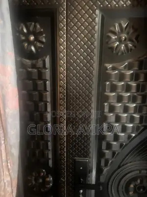1bdrm Shared Apartment in Serwornu Logistics, Weija Junction for rent