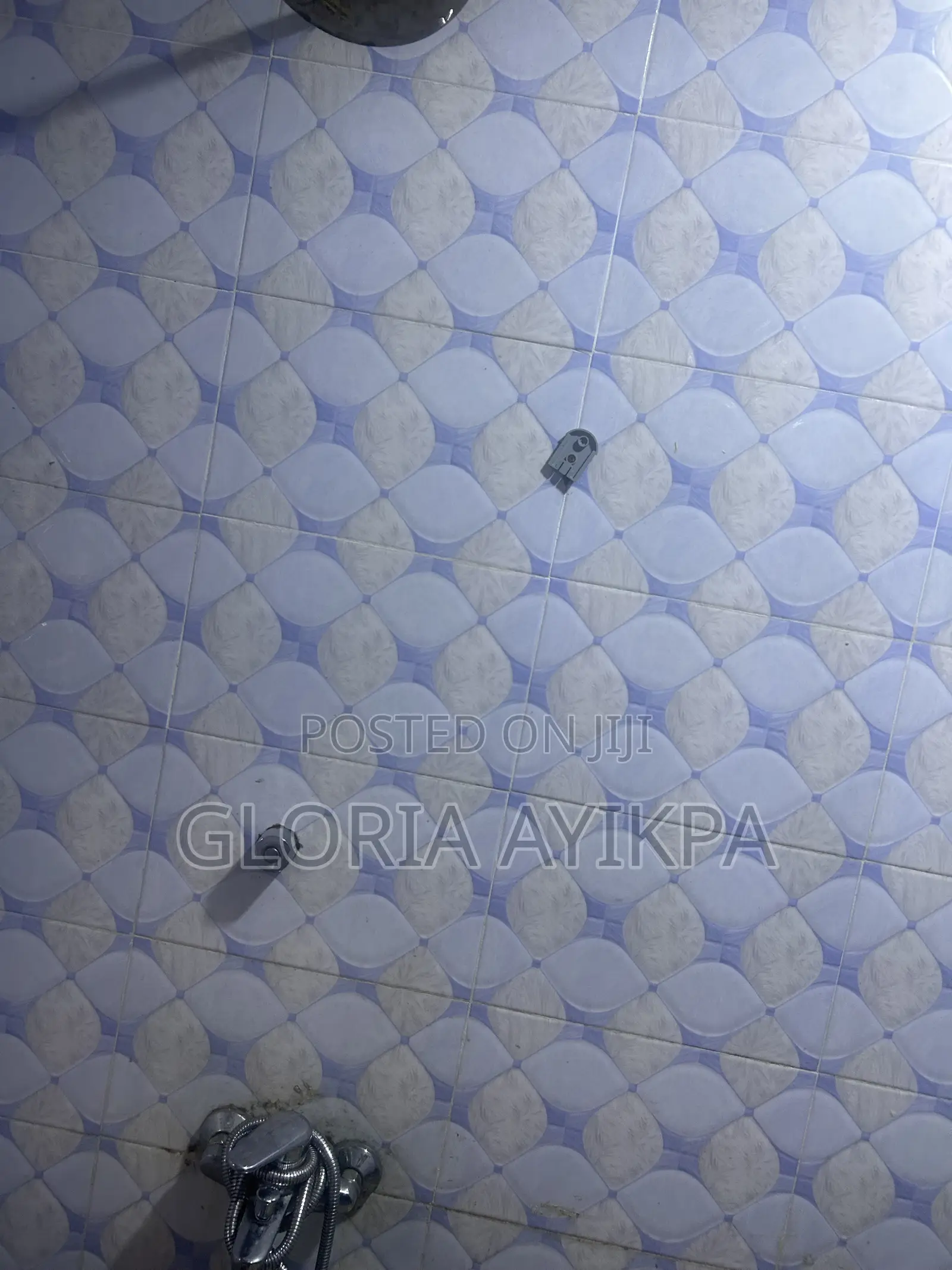 1bdrm Shared Apartment in Serwornu Logistics, Weija Junction for rent