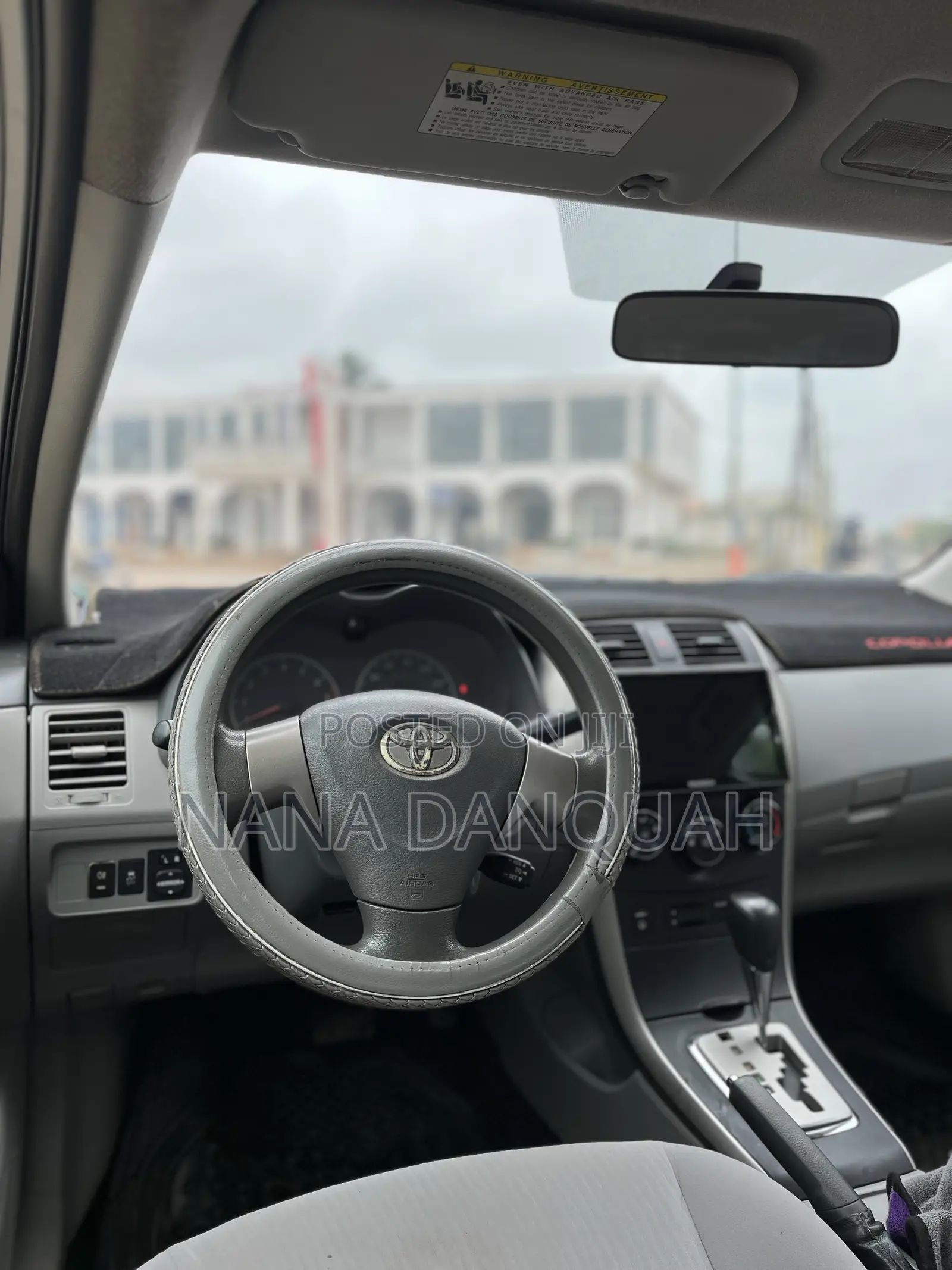 Toyota Corolla LE 4dr Sedan (1.8L 4cyl 4A) 2010 Silver