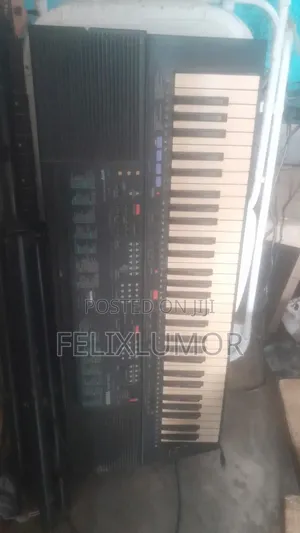 Yamaha PSR 500