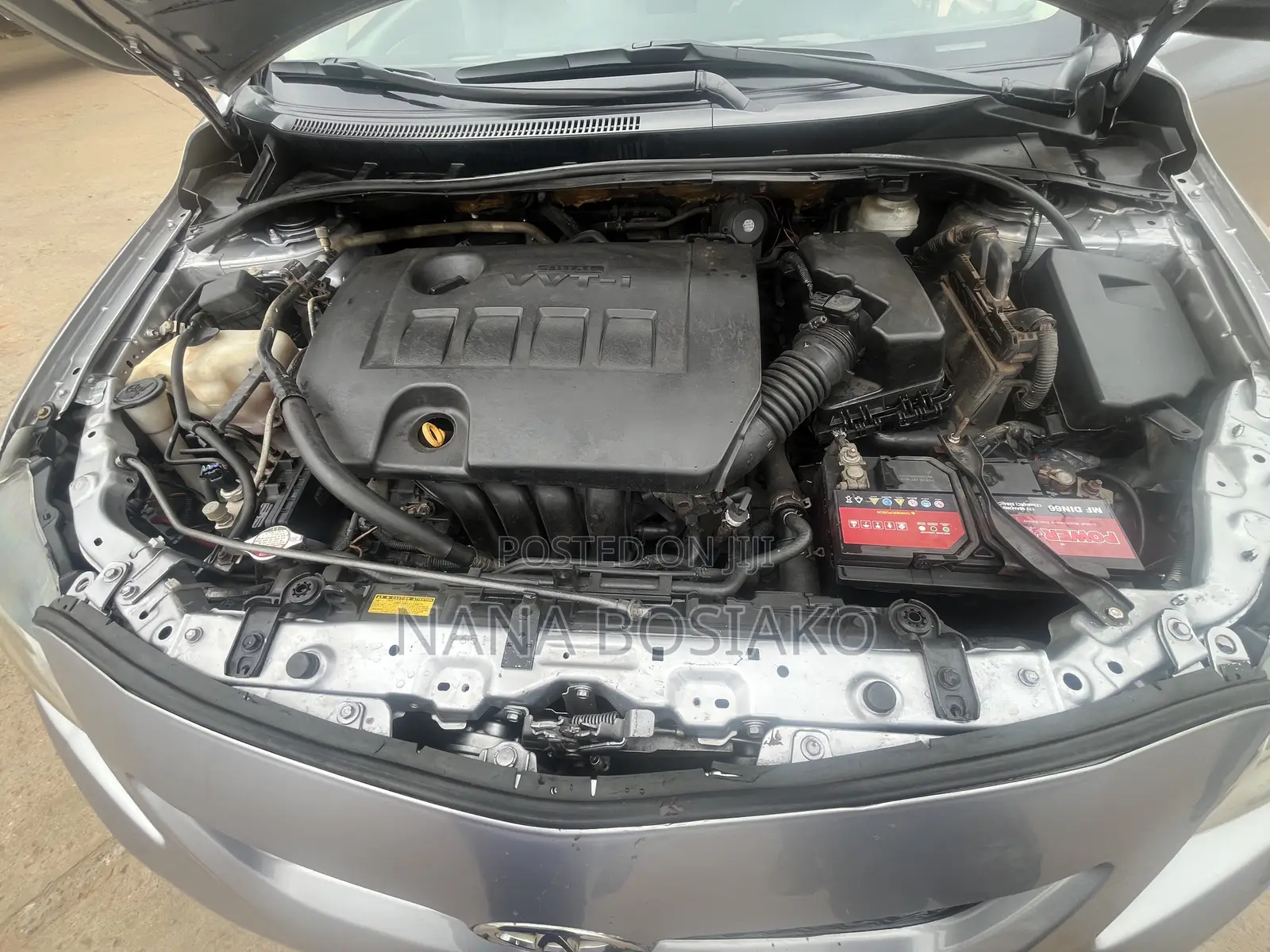 Toyota Corolla 2010 Silver