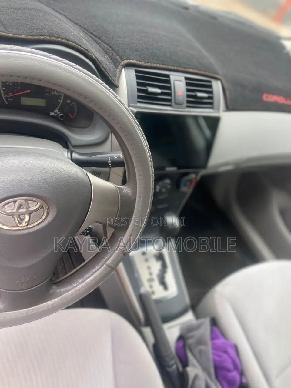 Toyota Corolla 2010 Silver