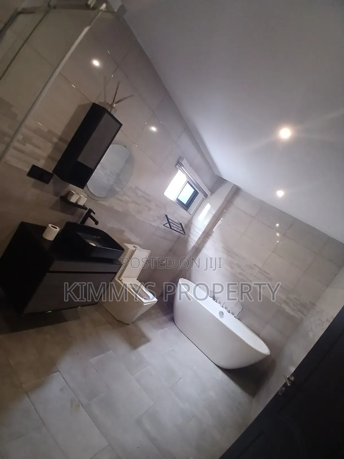 4bdrm House in Kobby Estate, School Junction for rent