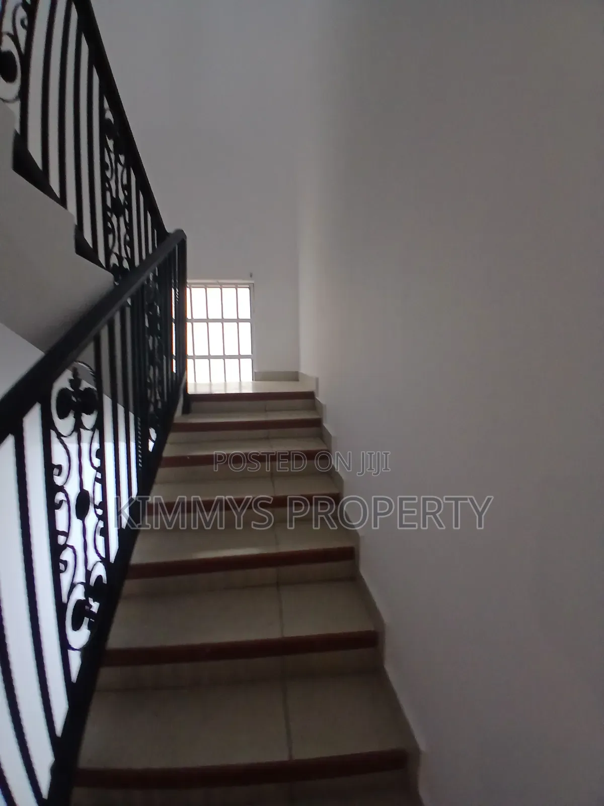 4bdrm House in Kobby Estate, School Junction for rent