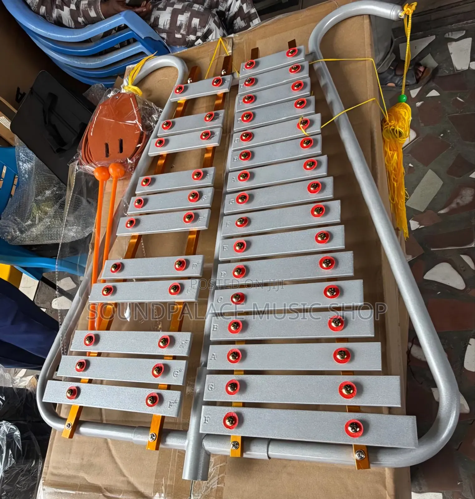 27-Note Aluminum Marching Glockenspiel/ Bell Lyre