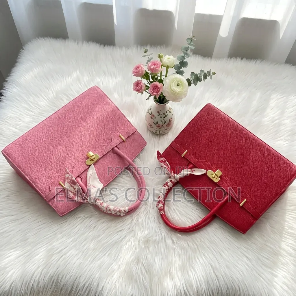 Elegant Luxury Top Handle Handbag