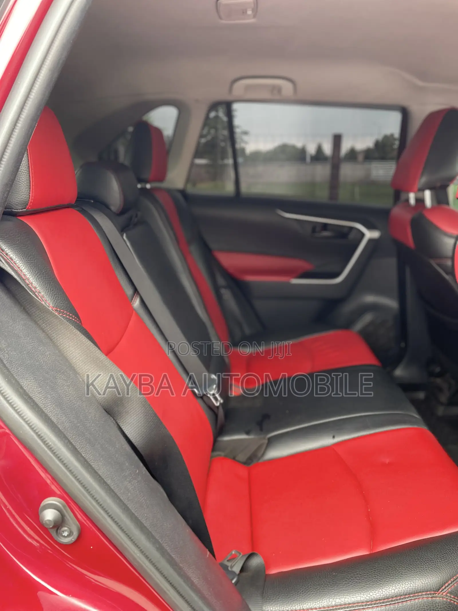 Toyota RAV4 LE AWD 2020 Red