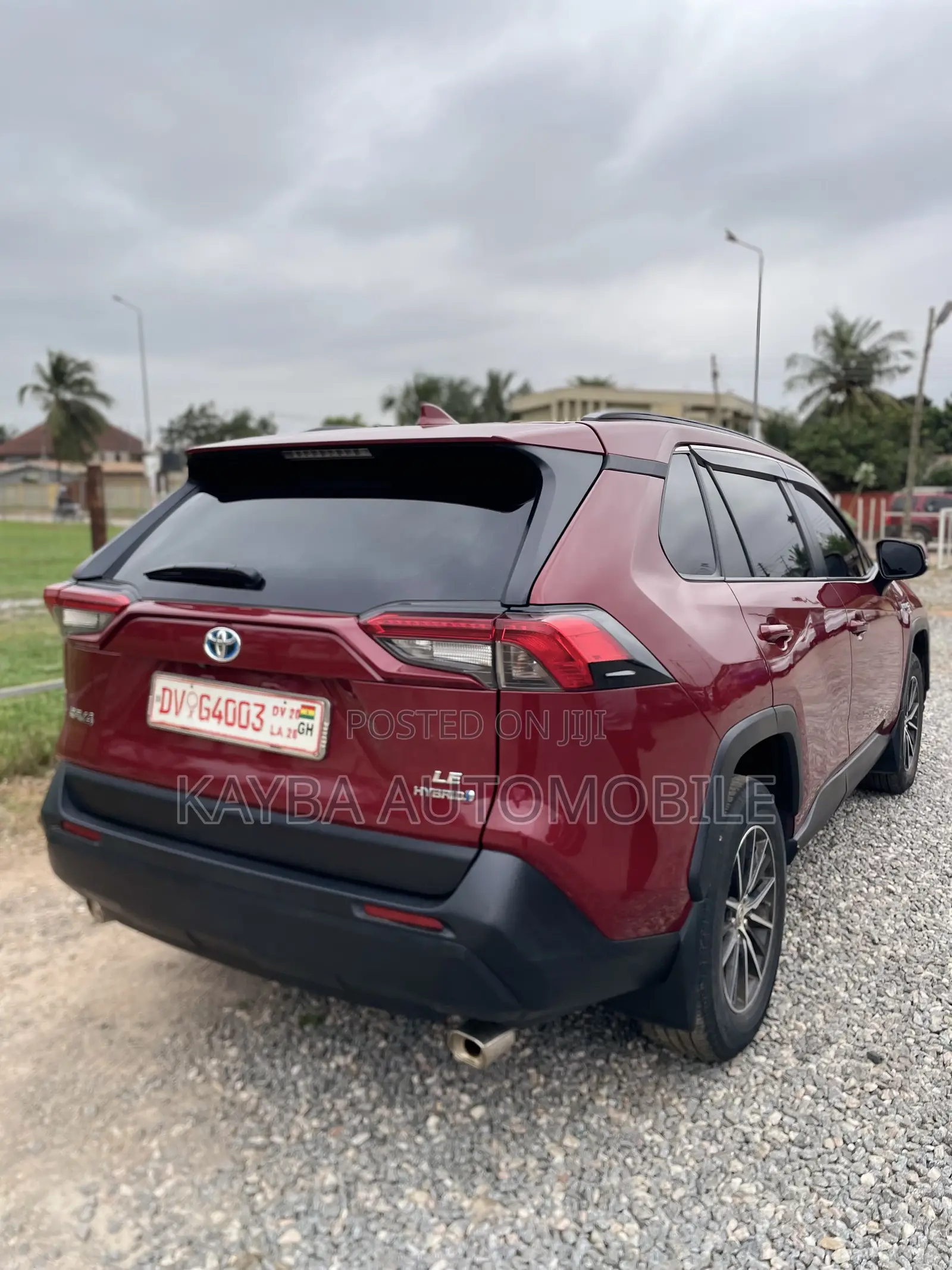 Toyota RAV4 LE AWD 2020 Red