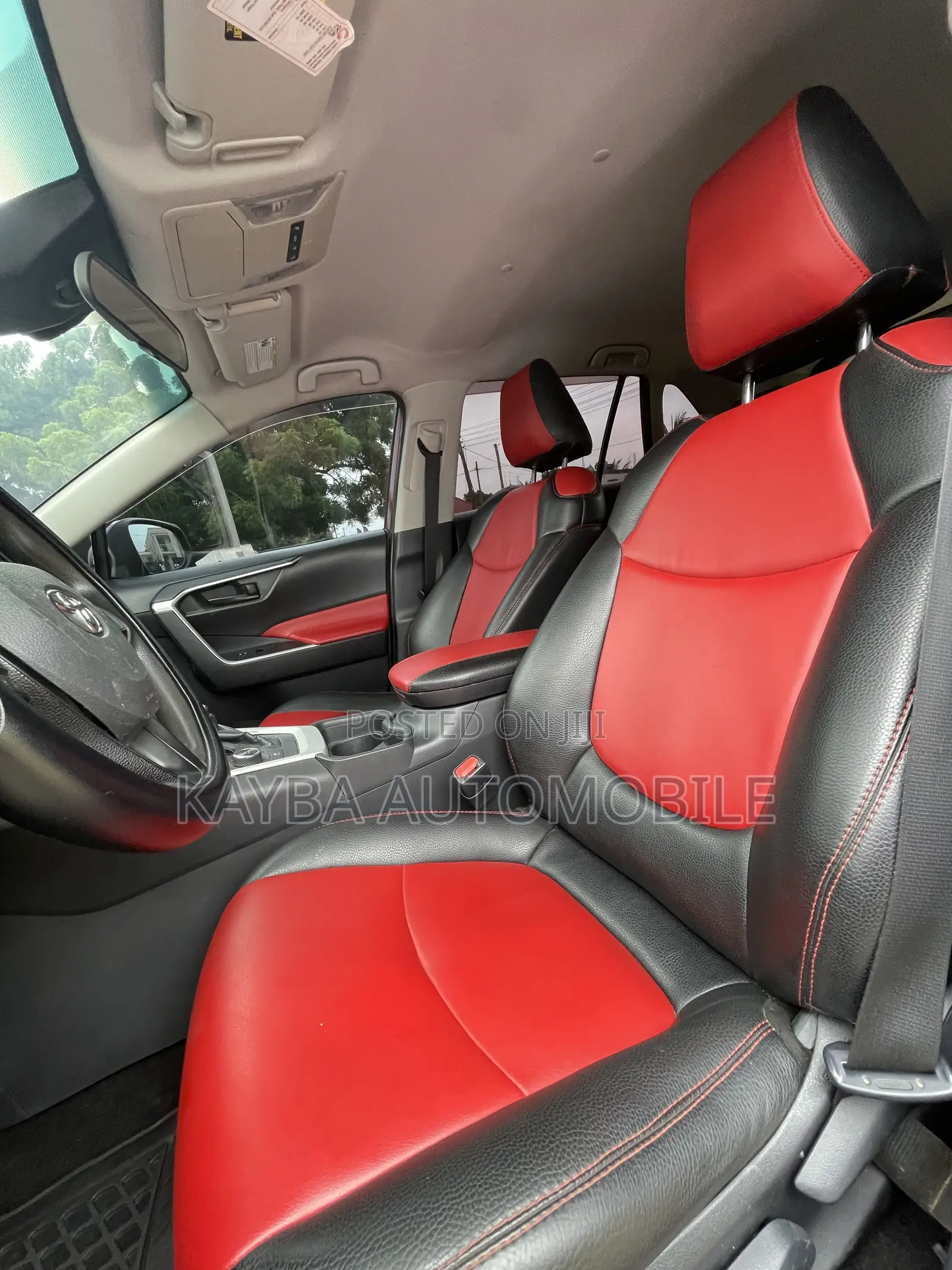 Toyota RAV4 LE AWD 2020 Red