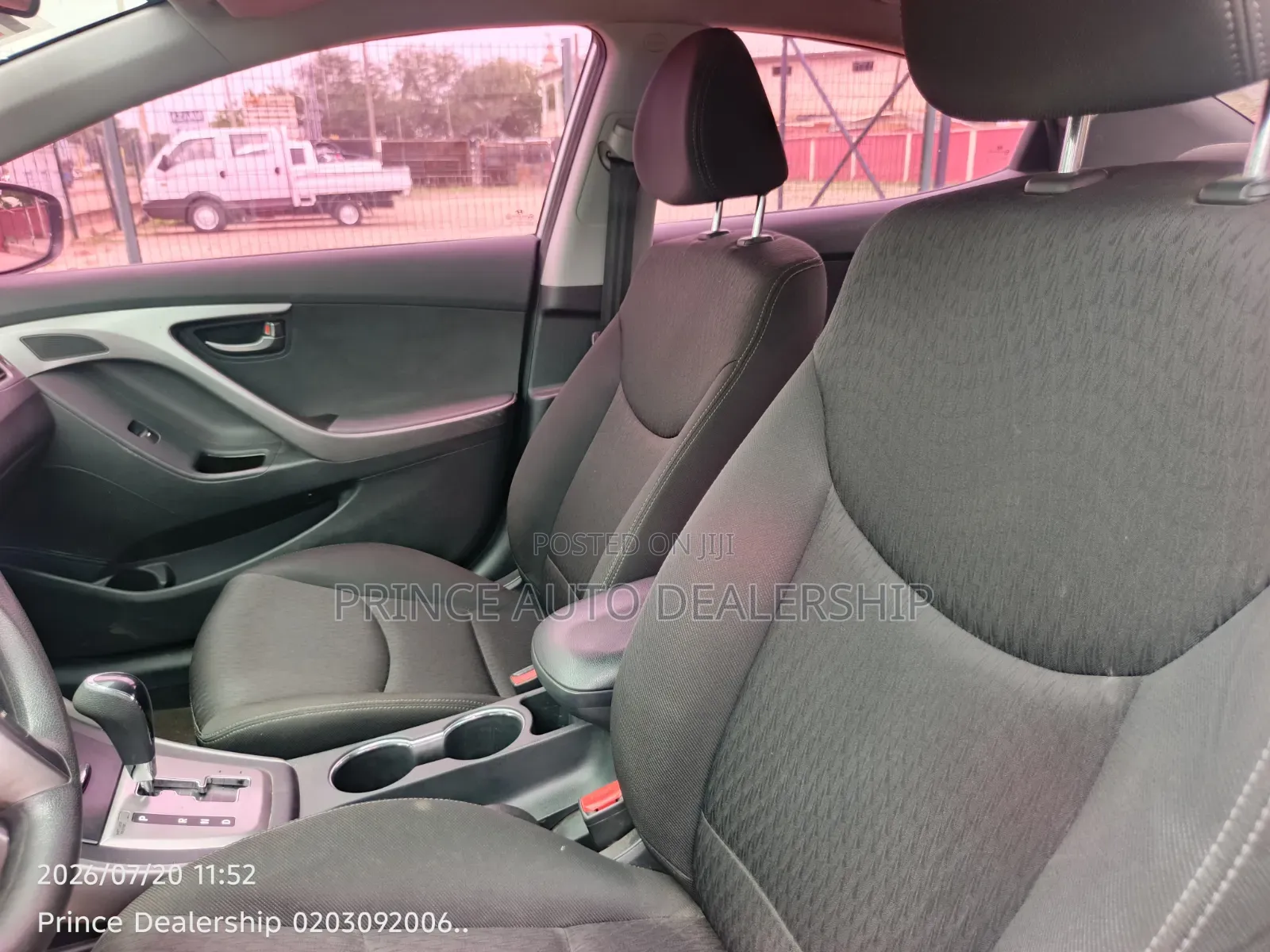 Hyundai Avante 2014 Silver
