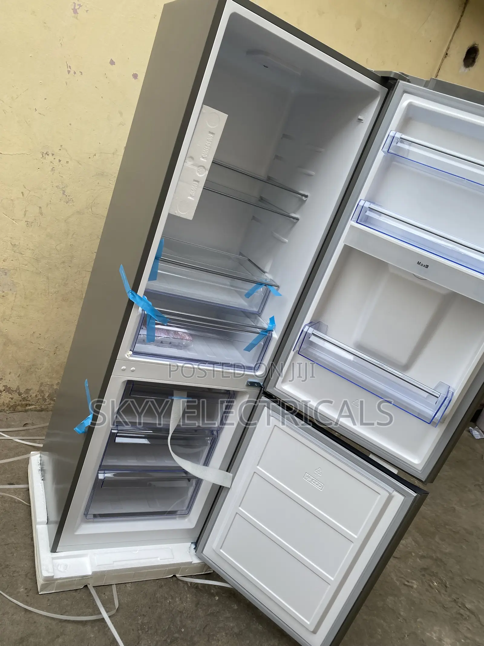 Strongly Made Pearl 309liters DoubleDoor Fridge With Dispenser