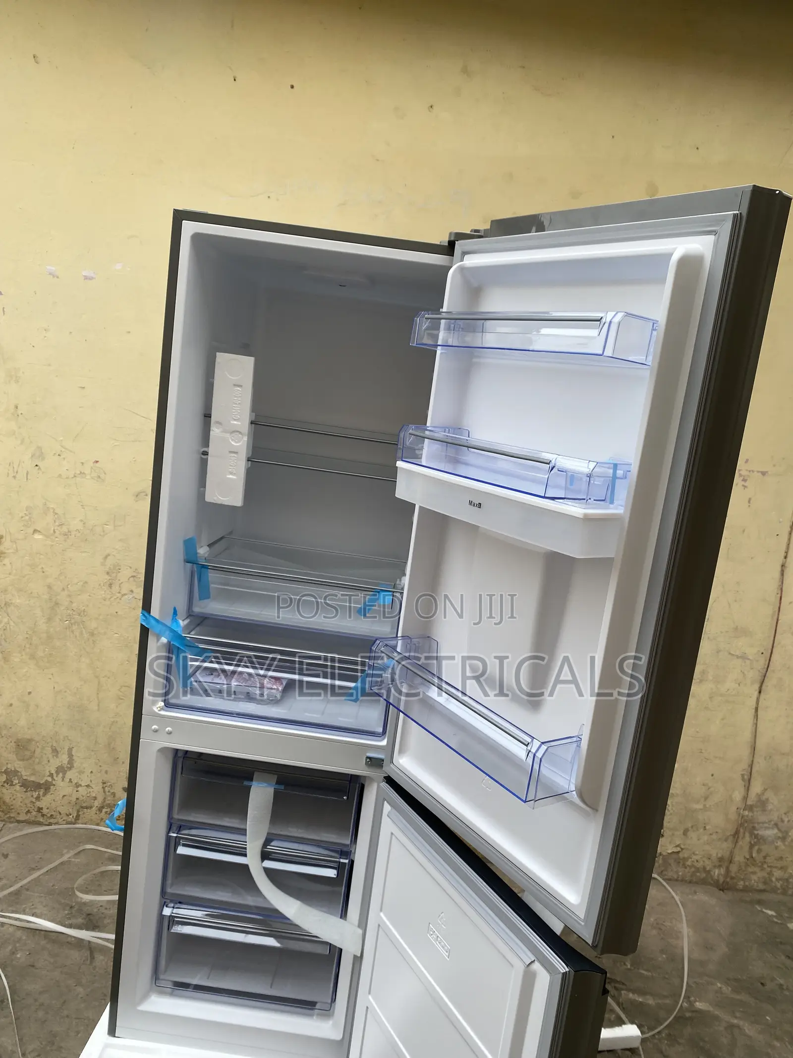 Strongly Made Pearl 309liters DoubleDoor Fridge With Dispenser