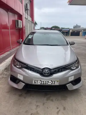 Toyota Corolla 2018 Silver